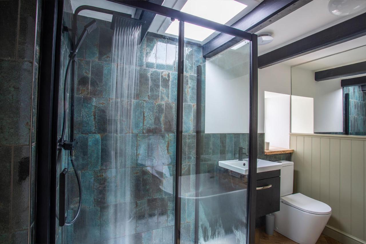 Whitby Boutique - Mast Cottage Экстерьер фото